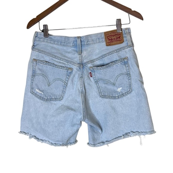 Levi's 501 Womens Mid Thigh Cut Off Shorts- Size 28 - Picture 2 of 11